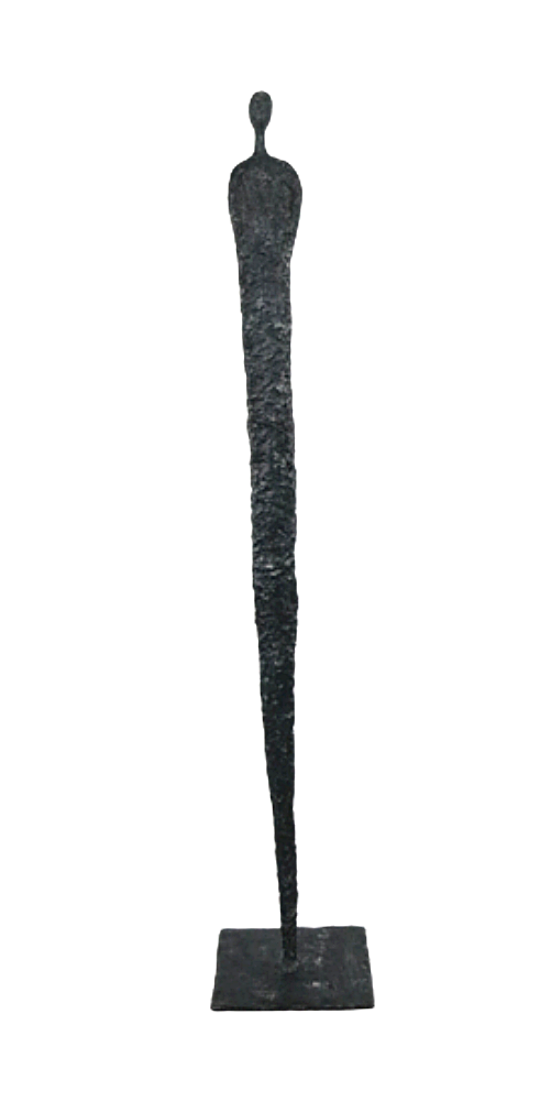 Arun sculpture n°85 en papier mâché, représente un personnage, hauteur 160cm, patine aspect métal gris