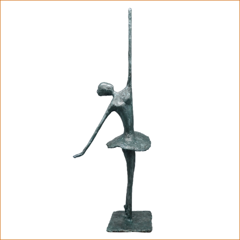 Kara - sculpture n°96 en papier mâché, représente une danseuse , hauteur 50cm, patine aspect ardoise